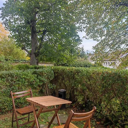 Meuble Avec Jardinet - 25 M2 - - Le Guichet Apartament