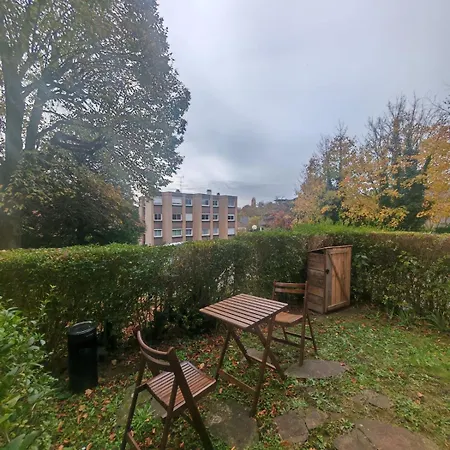 Meuble Avec Jardinet - 25 M2 - - Le Guichet Apartament